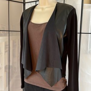 🌺Host Pick🌺Calvin Klein Sweater w/ Faux leather